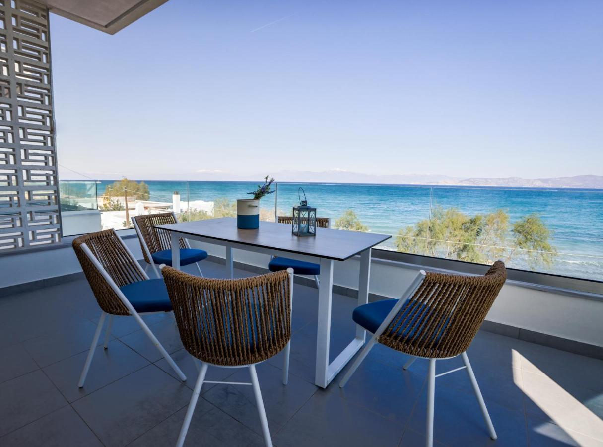 La Mer Bleue Beachfront Boutique Apartments Vrachati Ngoại thất bức ảnh